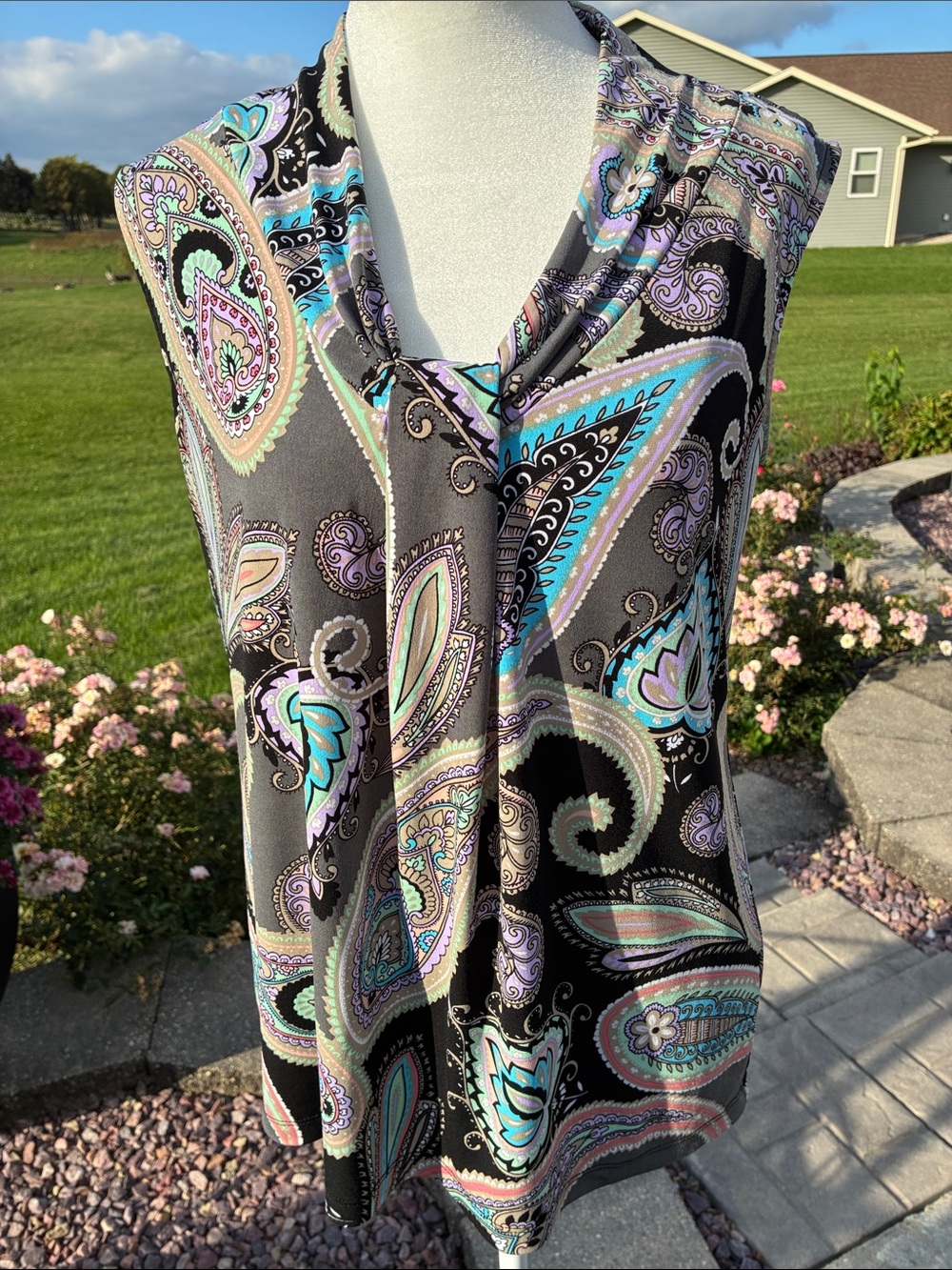 Dana Bachman Sleeveless Paisley Drape Neck Top - M